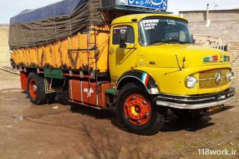 نمایشگاه کامیون مقدم در قزوین
