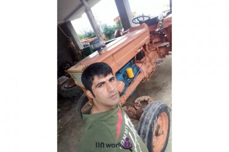 خرید و فروش تراکتور و اوراق تراکتور رومانی فرهاد یوسفی در ساری